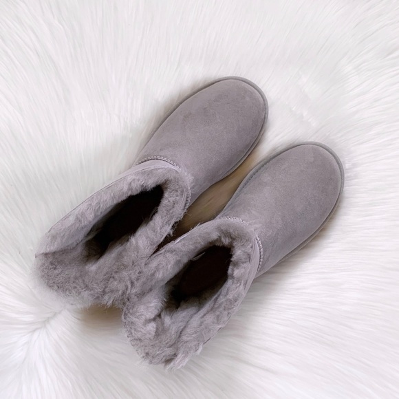 UGG Classic Double Bow Mini Goat Boots - Picture 4 of 8